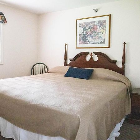The Garrison Hotel Wells Bagian luar foto