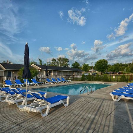 The Garrison Hotel Wells Bagian luar foto